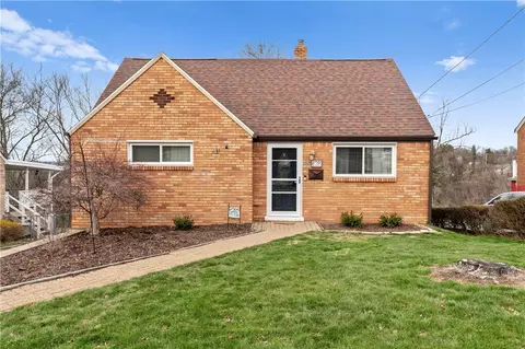 628 Valemont Dr, Verona, PA 15147