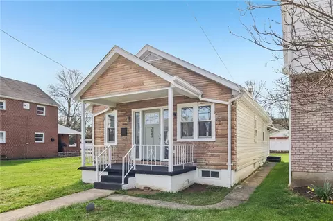 209 Acme Ave, Cheswick, PA 15024