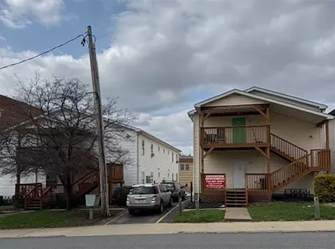 250 S 256 S Seventh St, Indiana, PA 15701