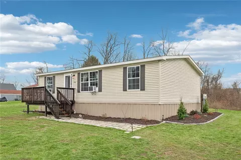 996 Monaca Rd, Monaca, PA 15061