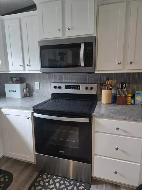 Kitchen - 996 Monaca Rd, Monaca, PA 15061 photo 2 of 2