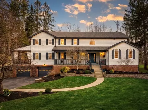 311 Woodmont Dr, Cranberry Township, PA 16066