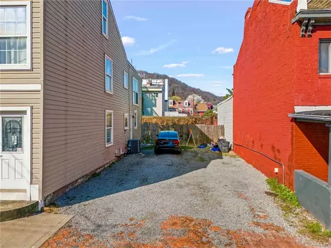 120 S 12th St, Pittsburgh, PA 15203