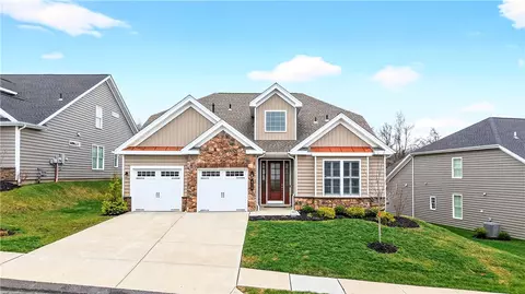 415 Freedom Dr, Gibsonia, PA 15044