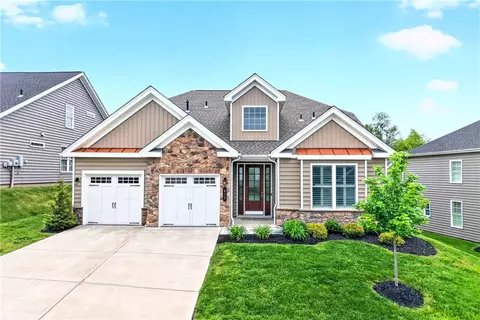 415 Freedom Dr, Gibsonia, PA 15044