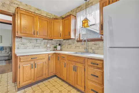 Kitchen - 140 Navigation St, Beaver, PA 15009 photo 2 of 2