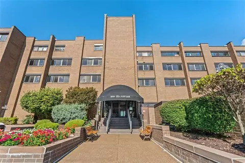 1000 Grandview Ave #405, Pittsburgh, PA 15211