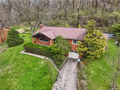 2321 Coulterville Rd, Mckeesport, PA 15131