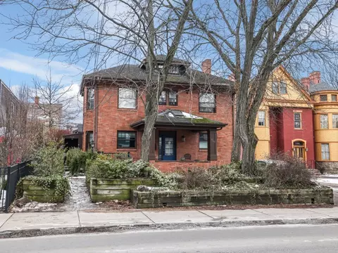 712 S Aiken Ave, Pittsburgh, PA 15232