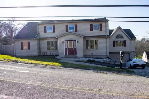 1378 Robbins Station Rd, Irwin, PA 15642