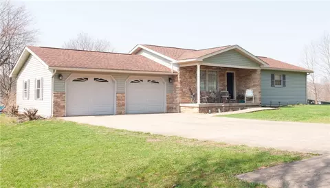 25 Nicklaus Ln, Waynesburg, PA 15370
