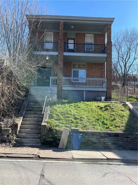 227 Maytide St, Pittsburgh, PA 15227