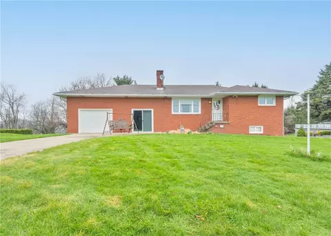 20 Samuel Dr, Washington, PA 15301