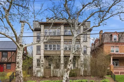 813 S Braddock Ave #4, Pittsburgh, PA 15221