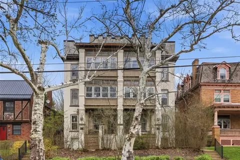 813 S Braddock Ave #4, Pittsburgh, PA 15221