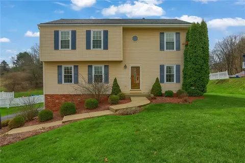109 Woodbine Dr, Cranberry Township, PA 16066