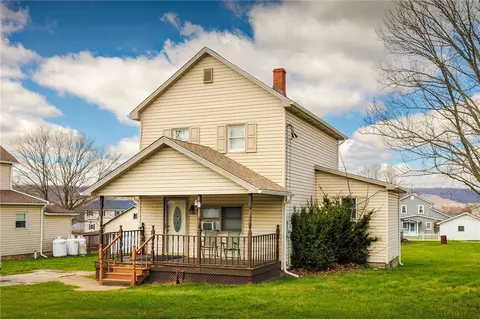 116 10th St, Lucerne Mines, PA 15754