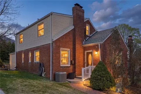 225 Adeline Ave, Pittsburgh, PA 15228