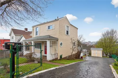 225 Kaercher St, Pittsburgh, PA 15207