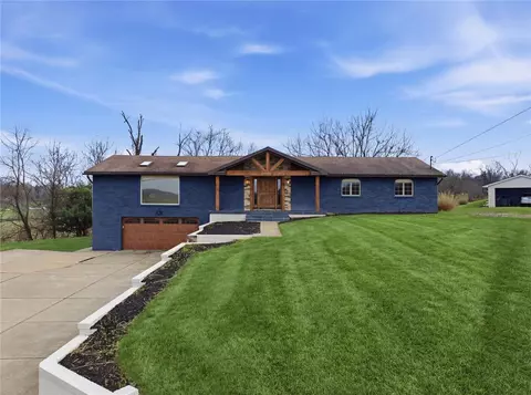 223 Vaneal Rd, Washington, PA 15301
