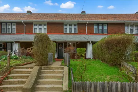 5933 Alder St #A, Pittsburgh, PA 15232
