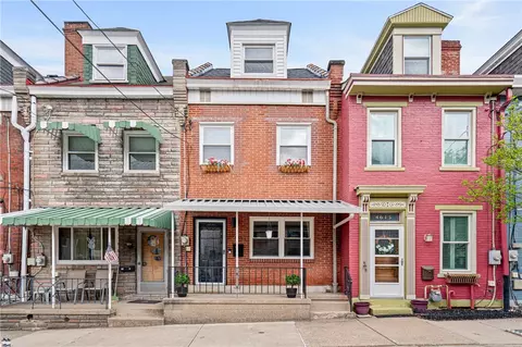 4613 Carlton St, Pittsburgh, PA 15201
