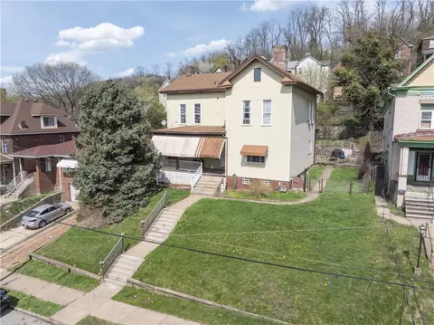 825 North Ave, Braddock, PA 15104 photo 2