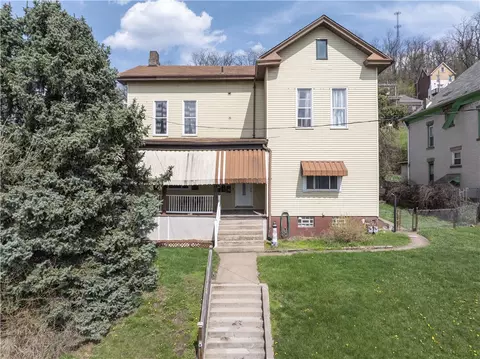 825 North Ave, Braddock, PA 15104
