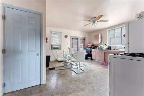 825 North Ave, Braddock, PA 15104 photo 9