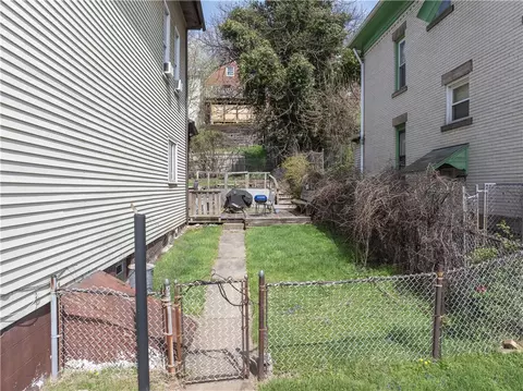 825 North Ave, Braddock, PA 15104 photo 40