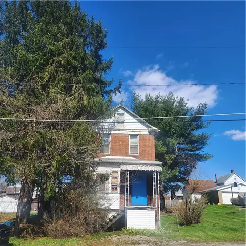 11 Ramage Ave, Elrama, PA 15038