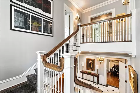 Entry Way - 400 Devonshire St, Pittsburgh, PA 15213 photo 4 of 5