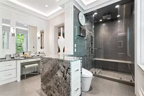 Bath - 400 Devonshire St, Pittsburgh, PA 15213 photo 1 of 8