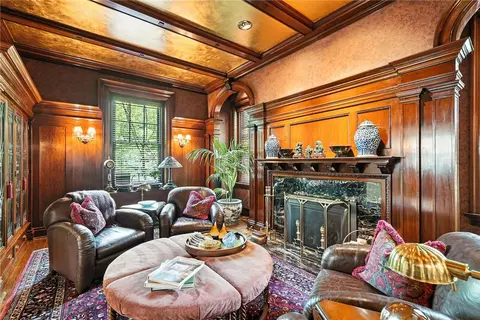 Living - 400 Devonshire St, Pittsburgh, PA 15213 photo 3 of 6
