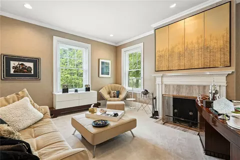 Living - 400 Devonshire St, Pittsburgh, PA 15213 photo 6 of 6