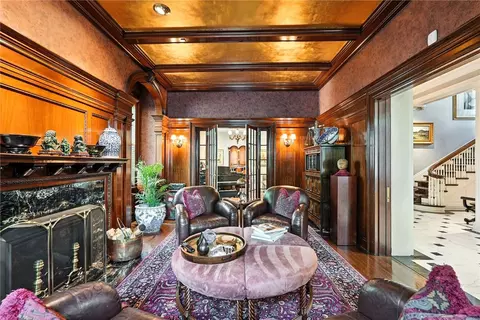 Living - 400 Devonshire St, Pittsburgh, PA 15213 photo 2 of 6