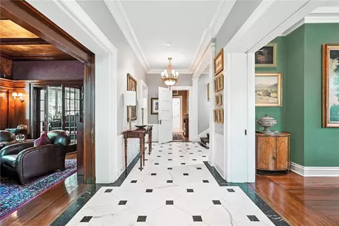 Entry Way - 400 Devonshire St, Pittsburgh, PA 15213 photo 2 of 5