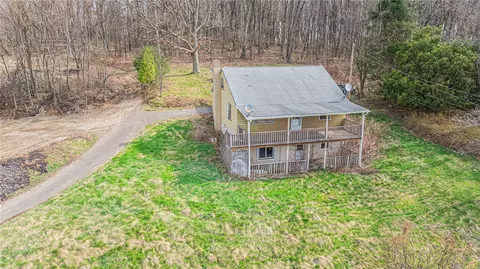 278 Aley Hill Rd, Beaver Falls, PA 15010