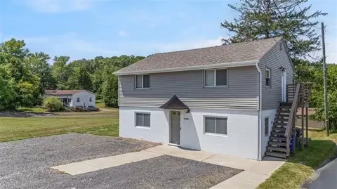 1122 Pittsburgh Rd, Valencia, PA 16059