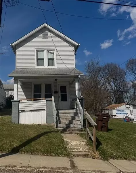 418 Ellsworth St, Sharon, PA 16146