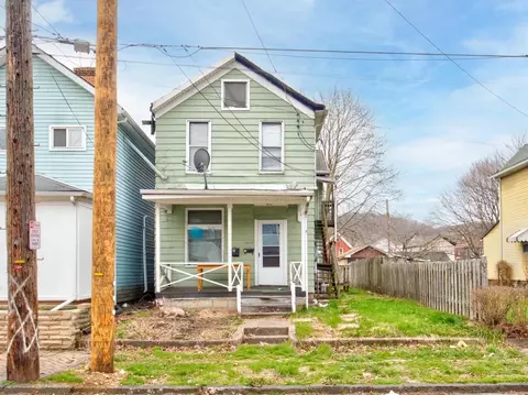 1817 4th Ave, Beaver Falls, PA 15010