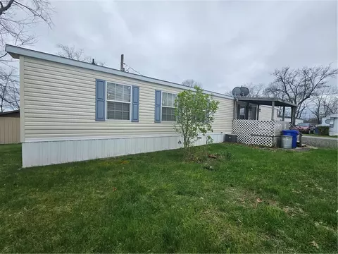 34 Skyview Dr, Oakdale, PA 15071