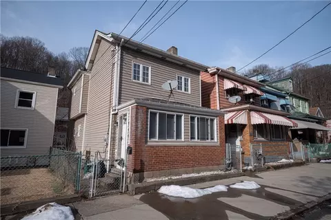 717 Saline St, Pittsburgh, PA 15207