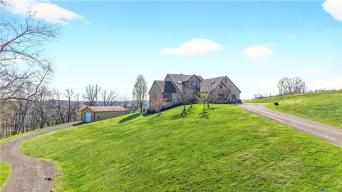 258 Evans Rd, Zelienople, PA 16063