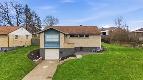 102 Dunbar Dr, Pittsburgh, PA 15235