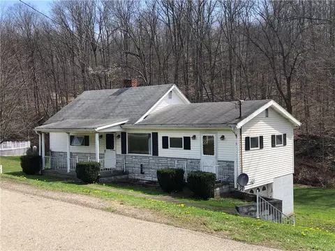 156 Desko Rd, Mcclellandtown, PA 15458