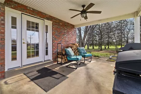 Exterior - 101 Hamtom Rd, Eighty Four, PA 15330 photo 5 of 15