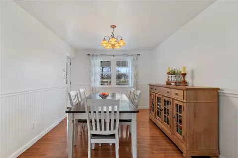 Dining - 101 Hamtom Rd, Eighty Four, PA 15330 photo 1 of 3