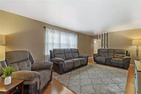 Living - 101 Hamtom Rd, Eighty Four, PA 15330 photo 1 of 1