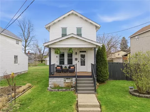 1438 4th St, Natrona Heights, PA 15065
